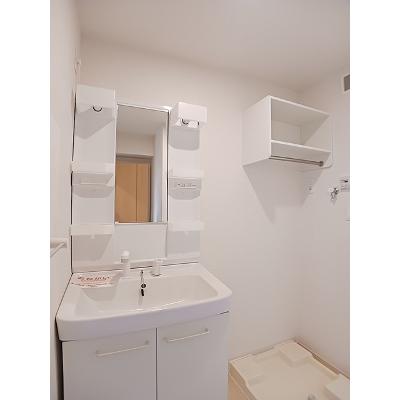 ココ・イーリス 203【管理NO：1-021866401-02030】 ★家具家電は申し込み後に搬入します 2026年07月中旬入居可能の物件画像