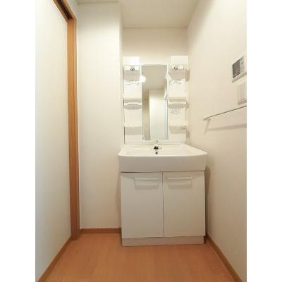 メイク・レジェンドＣ 102【管理NO：1-015460803-01020】 ★家具家電は申し込み後に搬入します★ ★2026年10月中旬入居可能★の物件画像