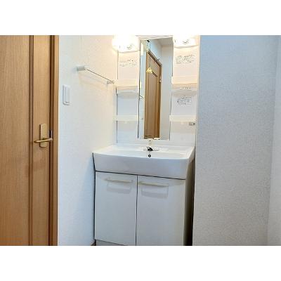 メイク・レジェンドＡ 201【管理NO：1-015460801-02010】 ★家具家電は申し込み後に搬入します★の物件画像