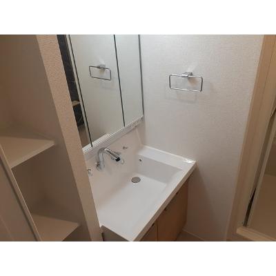ドルフ 103【管理NO：1-027316201-01030】 ★家具家電は申し込み後に搬入します 2026年08月下旬入居可能の物件画像