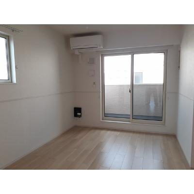 アロース 203【管理NO：1-025847401-02030】 ★家具家電は申し込み後に搬入します 2026年08月下旬入居可能の物件画像