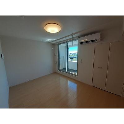 エミナール 402【管理NO：1-025566801-04020】 ★家具家電は申し込み後に搬入します 2026年08月下旬入居可能の物件画像
