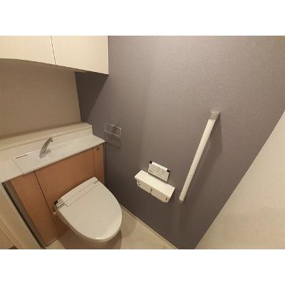 エミナール 402【管理NO：1-025566801-04020】 ★家具家電は申し込み後に搬入します 2026年08月下旬入居可能の物件画像