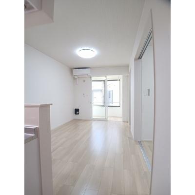 カリーナ　ルナ 101【管理NO：1-028007901-01010】 ★家具家電は申し込み後に搬入します★の物件画像