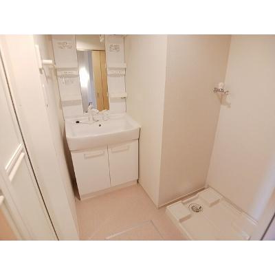 ヴァン・コリーヌ 201【管理NO：1-017067301-02010】 ★家具家電は申し込み後に搬入します★ ★2026年08月下旬入居可能★の物件画像