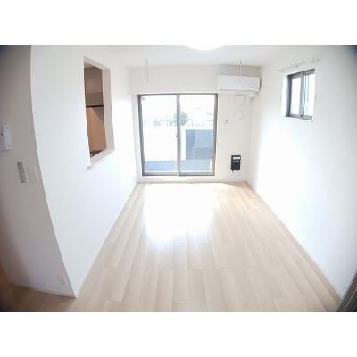 アルヴァ 301【管理NO：1-025739901-03010】 ★家具家電は申し込み後に搬入します★の物件画像
