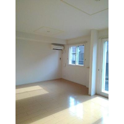 Ｔｉａｒａ 102【管理NO：1-017172201-01020】 ★家具家電は申し込み後に搬入します 2026年08月上旬入居可能の物件画像