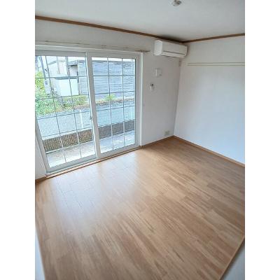 アンソレイエ　コリーヌⅡ 101【管理NO：1-012988602-01010】 ★家具家電は申し込み後に搬入しますの物件画像