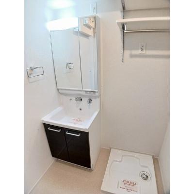 エアリーガーデン 105【管理NO：1-027204401-01050】 ★家具家電は申し込み後に搬入します★の物件画像