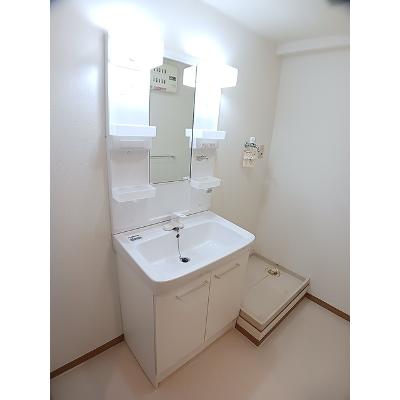 クエストオブインフィニティ－ 101【管理NO：1-012018501-01010】 ★家具家電は申し込み後に搬入しますの物件画像