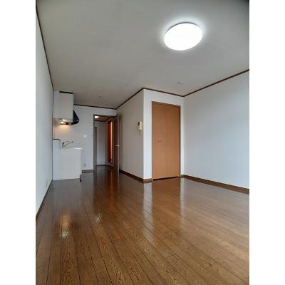 アヴェニール橋向 202【管理NO：1-011197701-02020】 ★家具家電は申し込み後に搬入します★の物件画像