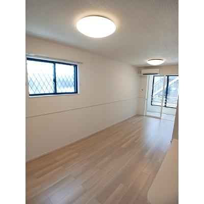 ステラ 105【管理NO：1-028501201-01040】 ★家具家電は申し込み後に搬入します 2026年08月上旬入居可能の物件画像