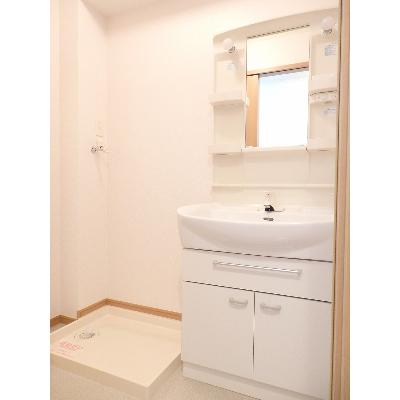 Ｗｅｓｔ　Ａｕｂｅ 102【管理NO：1-014093801-01020】 ★家具家電は申し込み後に搬入します★の物件画像