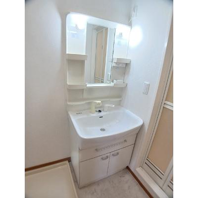 ウイロ・ステイ・クレイン　Ｃ 103【管理NO：1-014711803-01030】 ★家具家電は申し込み後に搬入します★の物件画像