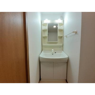 ウィル 204【管理NO：1-010437801-02040】 ★家具家電は申し込み後に搬入します★の物件画像