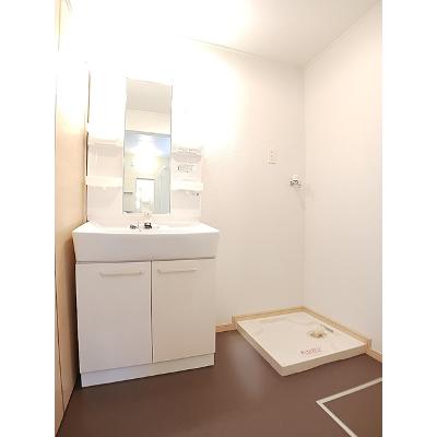 コッツウォルズＡ 204【管理NO：1-015702201-02040】 ★家具家電は申し込み後に搬入しますの物件画像