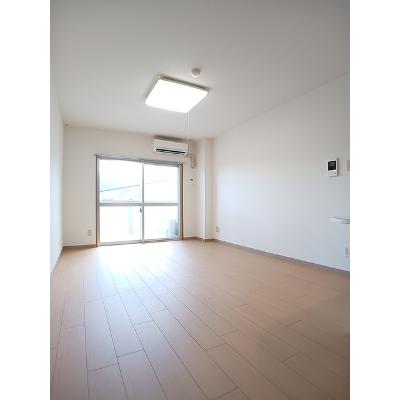 サンライズヒルズ 404【管理NO：1-099228201-04040】 ★家具家電は申し込み後に搬入します★の物件画像