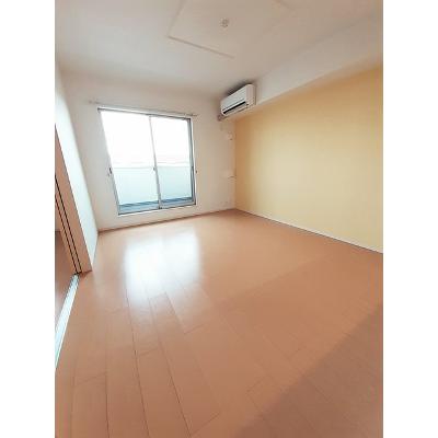 ロイヤルフィオーレＣ 203【管理NO：1-019587601-02030】 ★家具家電は申し込み後に搬入しますの物件画像