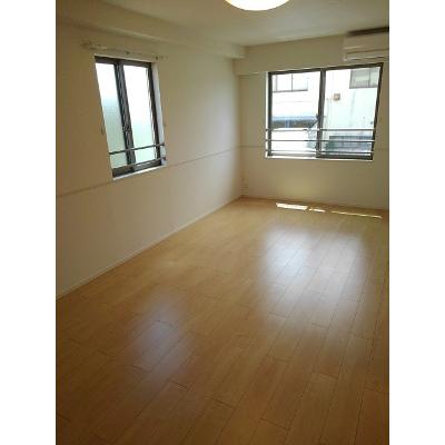 グランド・ヒルズ 201【管理NO：1-025076401-02010】 ★家具家電は申し込み後に搬入します 2026年08月上旬入居可能の物件画像