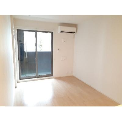 メゾン縁　Ⅰ 102【管理NO：1-022574601-01020】 ★家具家電は申し込み後に搬入しますの物件画像