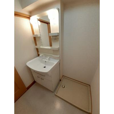 グラン・シャリオ 202【管理NO：1-013058601-02020】 ★家具家電は申し込み後に搬入しますの物件画像