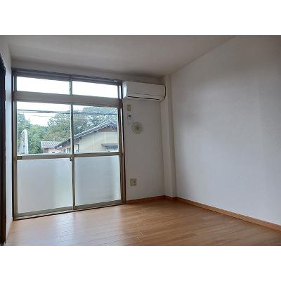 カサグランデ宍戸Ａ 202【管理NO：1-005165501-02020】 ★家具家電は申し込み後に搬入します★の物件画像