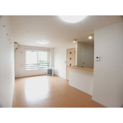 エル　ゴルド 102【管理NO：1-018096401-01020】 ★家具家電は申し込み後に搬入しますの物件画像