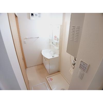 エル　ゴルド 102【管理NO：1-018096401-01020】 ★家具家電は申し込み後に搬入しますの物件画像