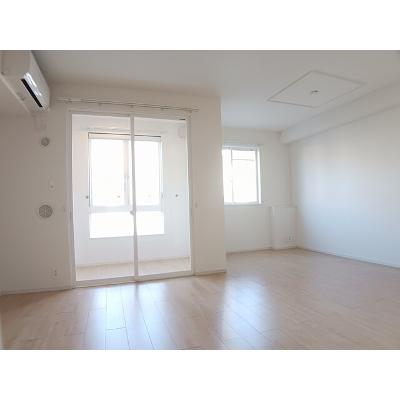 ラディアンス　Ⅱ 102【管理NO：1-023701502-01020】 ★家具家電は申し込み後に搬入しますの物件画像