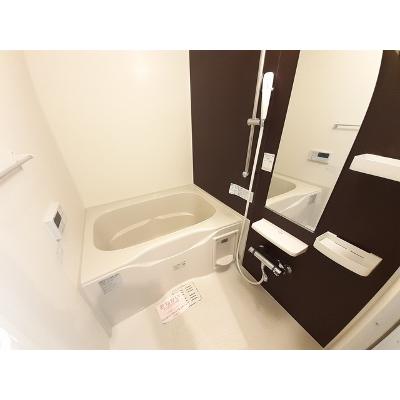 カモミール 404【管理NO：1-018112301-04040】 ★家具家電は申し込み後に搬入します★ ★2026年11月中旬入居可能★の物件画像