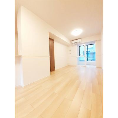 グランネクサス 102【管理NO：1-027464601-01020】 ★家具家電は申し込み後に搬入します 2026年08月下旬入居可能の物件画像