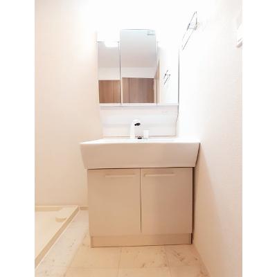グランネクサス 102【管理NO：1-027464601-01020】 ★家具家電は申し込み後に搬入します 2026年08月下旬入居可能の物件画像