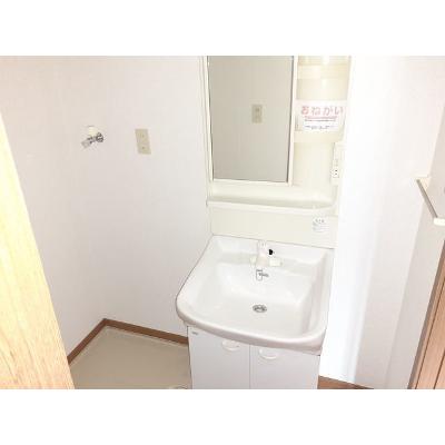 プリムロ－ゼ　Ｂ 101【管理NO：1-011285802-01010】 ★家具家電は申し込み後に搬入します 2026年08月上旬入居可能の物件画像