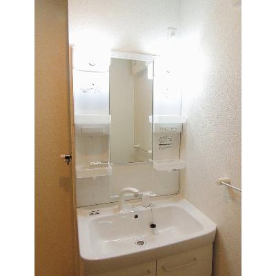 プラシードⅠ 102【管理NO：1-020852801-01020】 ★家具家電は申し込み後に搬入します 2026年07月下旬入居可能の物件画像