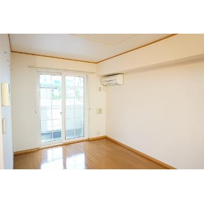 グランシュー 103【管理NO：1-013257501-01030】 ★家具家電は申し込み後に搬入します 2026年08月上旬入居可能の物件画像