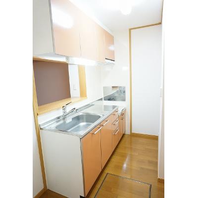 グランシュー 103【管理NO：1-013257501-01030】 ★家具家電は申し込み後に搬入します 2026年08月上旬入居可能の物件画像