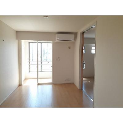 サイモンＴＨＲＥＥ 205【管理NO：1-025012301-02050】 ★家具家電は申し込み後に搬入します 2026年08月中旬入居可能の物件画像