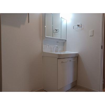 兆　Ⅱ 201【管理NO：1-027091102-02010】 ★家具家電は申し込み後に搬入します 2026年08月上旬入居可能の物件画像