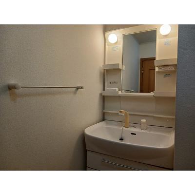 アイリス　Ｃ 203【管理NO：1-013711901-02030】 ★家具家電は申し込み後に搬入します 2026年07月下旬入居可能の物件画像