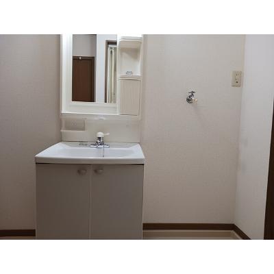 エル・シェーンＢ 105【管理NO：1-010652302-01040】 ★家具家電は申し込み後に搬入しますの物件画像