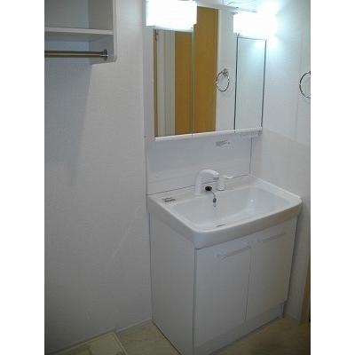フォートレス 203【管理NO：1-024003301-02030】 ★家具家電は申し込み後に搬入します 2026年08月中旬入居可能の物件画像