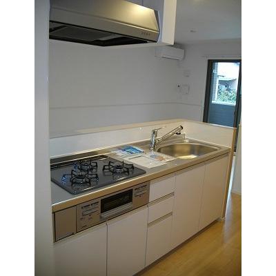 フォートレス 104【管理NO：1-024003301-01040】 ★家具家電は申し込み後に搬入します 2026年08月上旬入居可能の物件画像