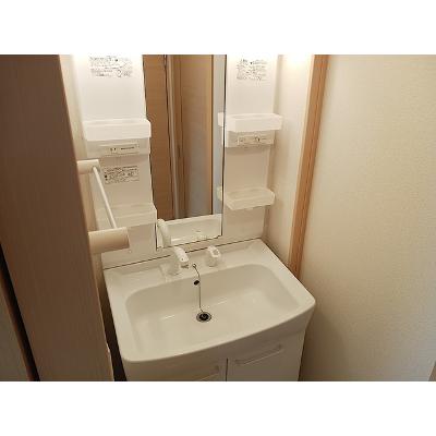 ザナドゥ・ハウス 203【管理NO：1-016902301-02030】 ★家具家電は申し込み後に搬入しますの物件画像