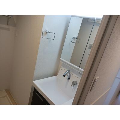 ヴェリーヌ 101【管理NO：1-027436201-01010】 ★家具家電は申し込み後に搬入します 2026年08月下旬入居可能の物件画像