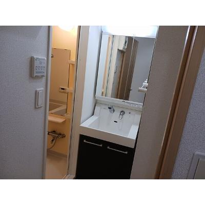 ログコートⅡ 403【管理NO：1-017206401-04030】 ★家具家電は申し込み後に搬入します 2026年08月上旬入居可能の物件画像