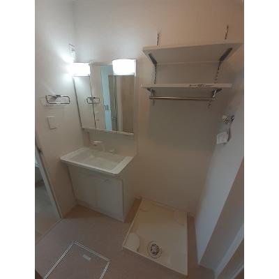 エリザ 201【管理NO：1-026963701-02010】 ★家具家電は申し込み後に搬入しますの物件画像