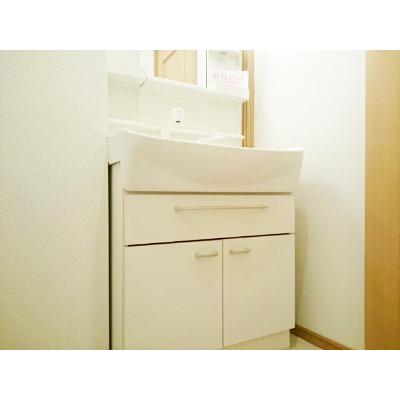 グレイス 103【管理NO：1-014623701-01030】 ★家具家電は申し込み後に搬入します★の物件画像