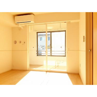 パルレ・モア・ダムール 102【管理NO：1-025177302-01020】 ★家具家電は申し込み後に搬入します★ ★2026年09月中旬入居可能★の物件画像