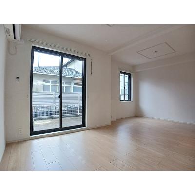 フィレール 101【管理NO：1-023346801-01010】 ★家具家電は申し込み後に搬入しますの物件画像