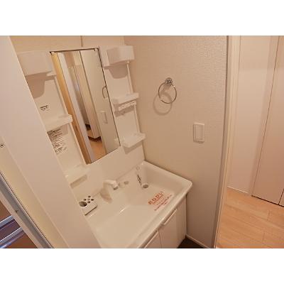 フィレール 101【管理NO：1-023346801-01010】 ★家具家電は申し込み後に搬入しますの物件画像